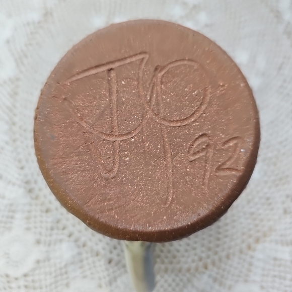 Art Pottery Mug Fish On It. Signed Dated 1992 Redwear Clay. - Picture 7 of 10